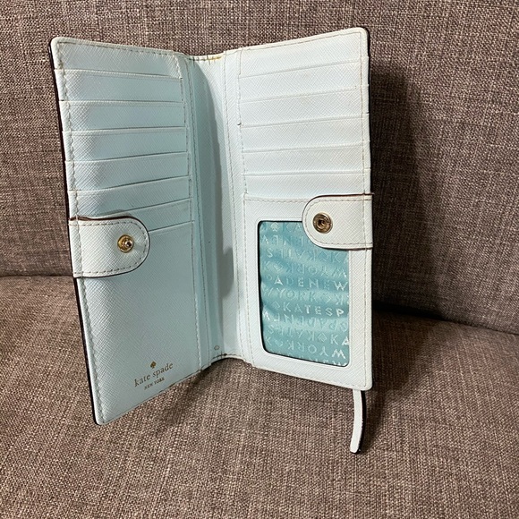 Kate Spade Wallet - Picture 2 of 3